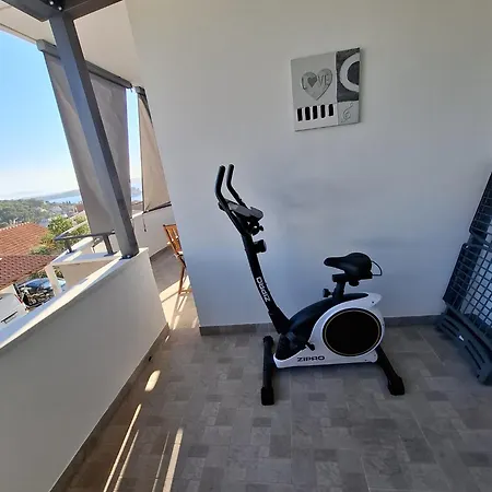Apartman Lucy *